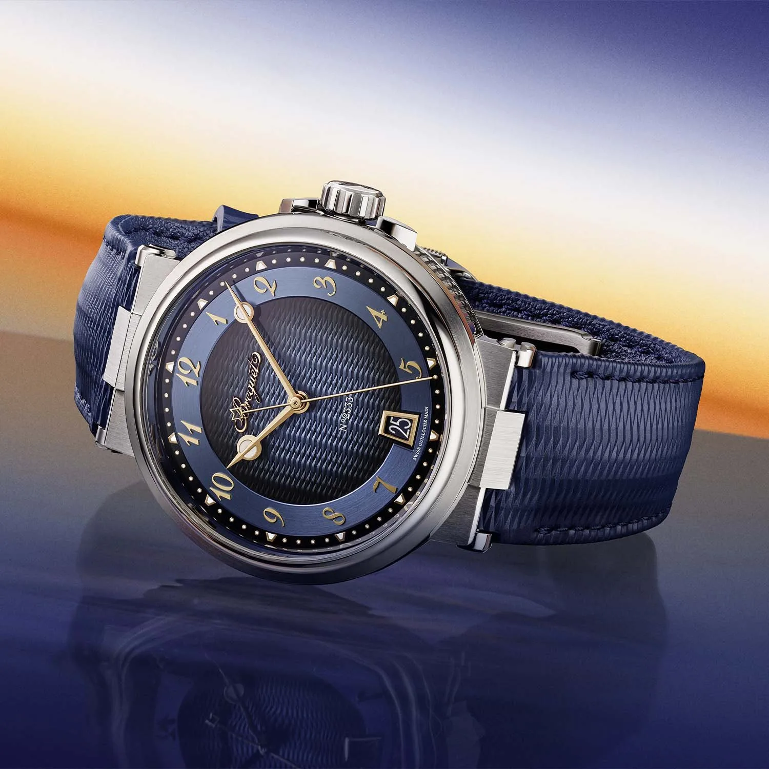 Breguet Marine 5517 with applied gold numerals and date at six